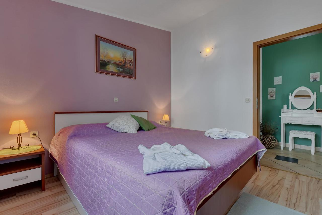 Apartmani Luna Baška Voda Exterior foto