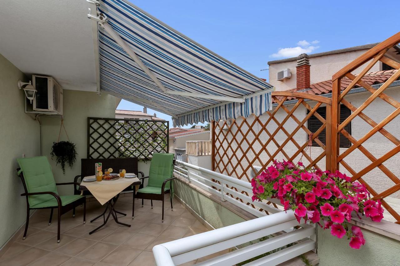 Apartmani Luna Baška Voda Exterior foto