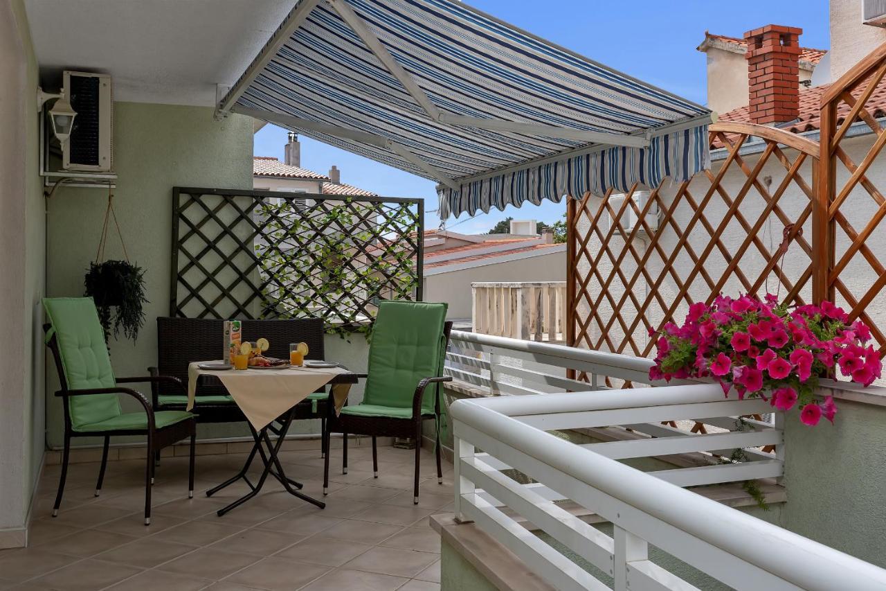 Apartmani Luna Baška Voda Exterior foto